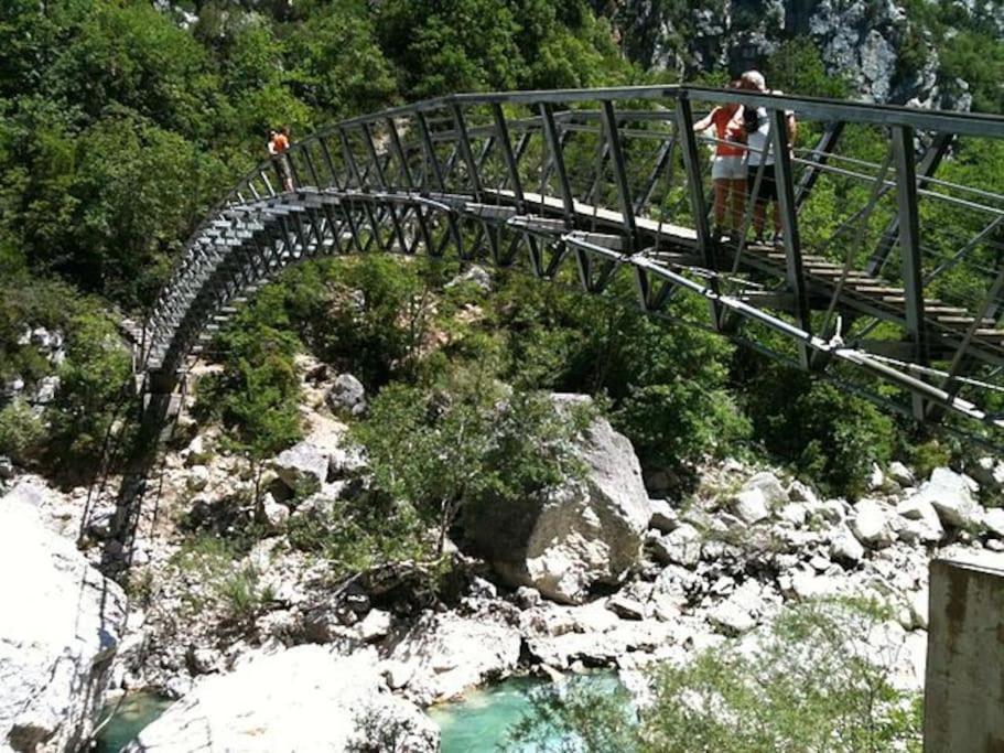 Mazet 55 Gorges Du Verdon Saint-Martin-de-Bromes Exterior photo